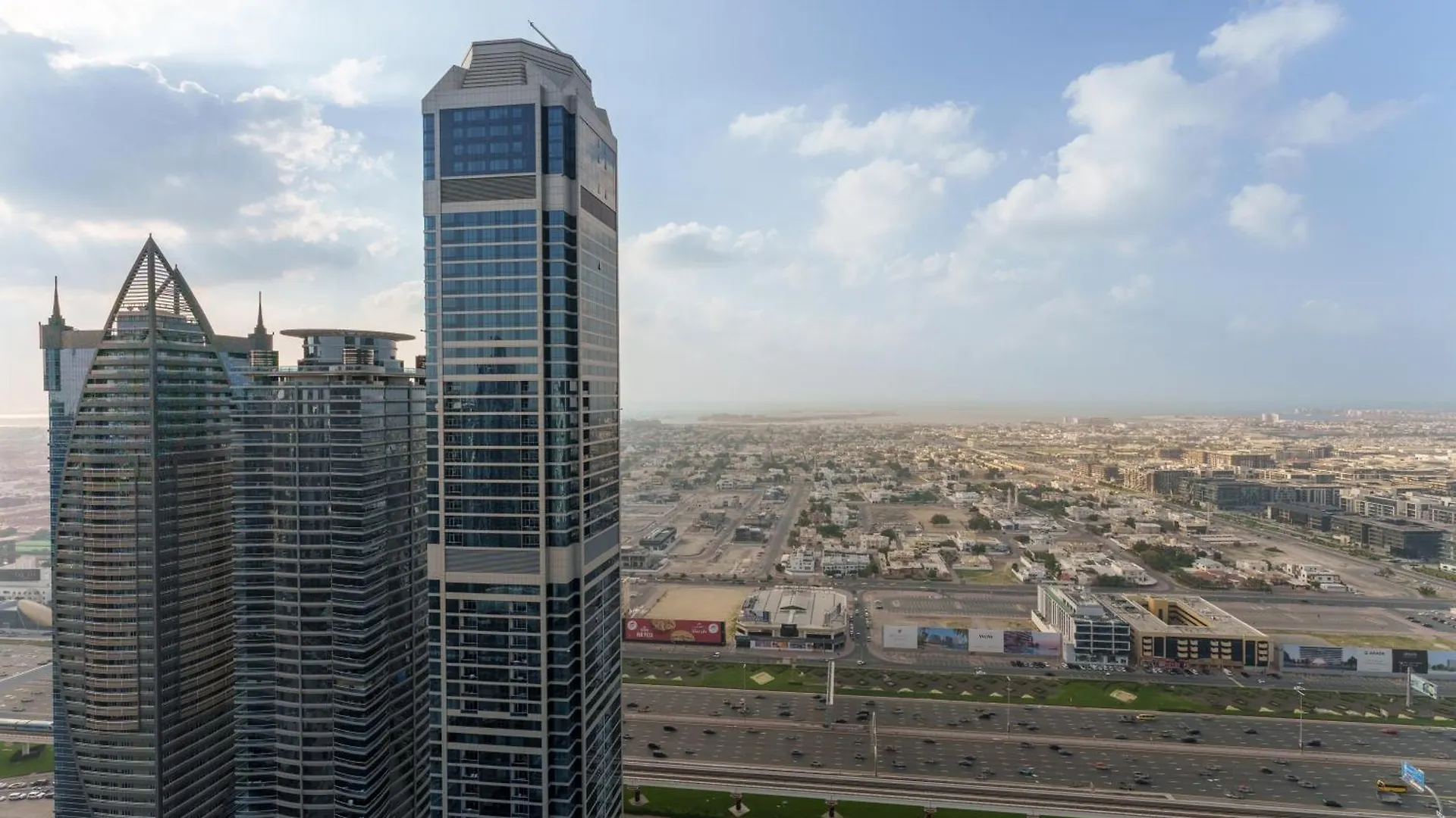 Experience Opulent Living At Paramount Midtown Dubai Apartment